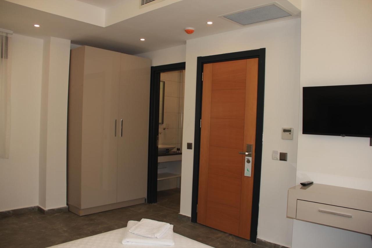 Orion Hotel Битез Экстерьер фото
